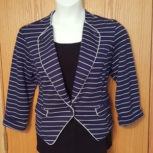 Single button striped crop blazer